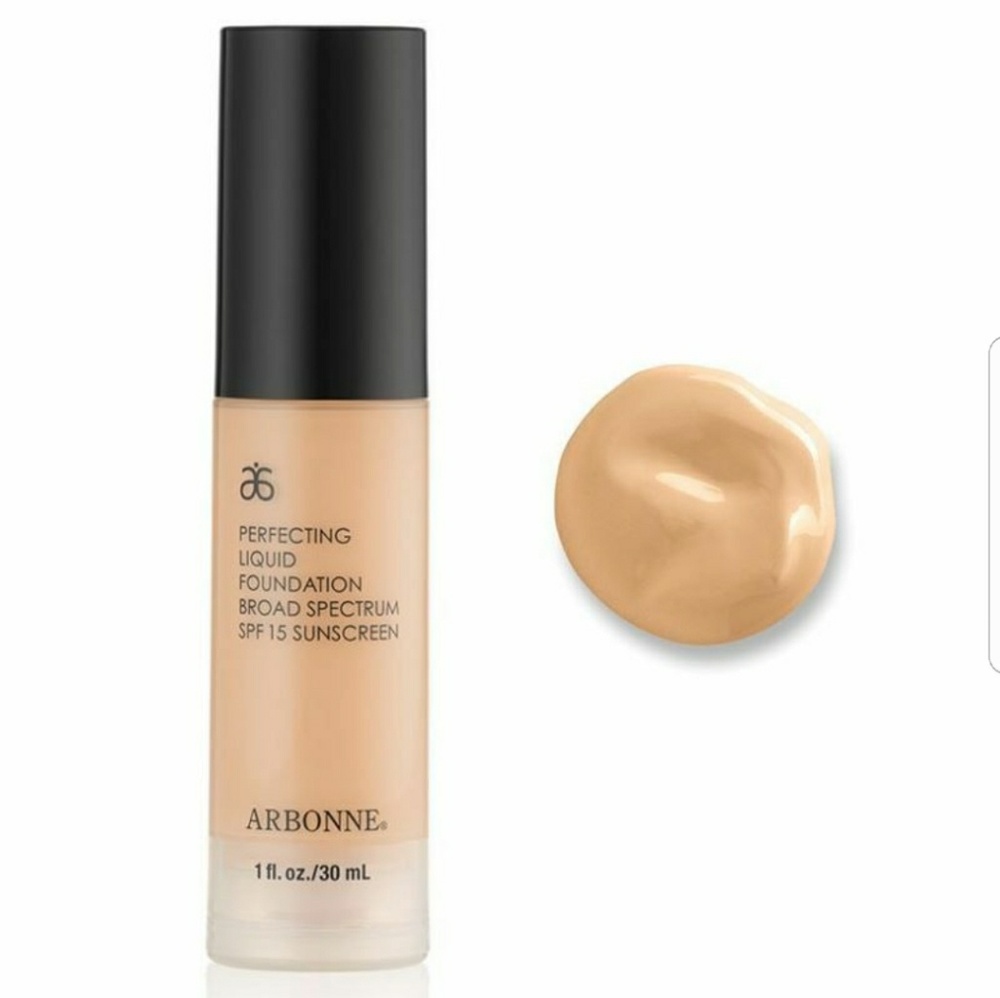 NIB Arbonne Perfecting Liquid Foundation